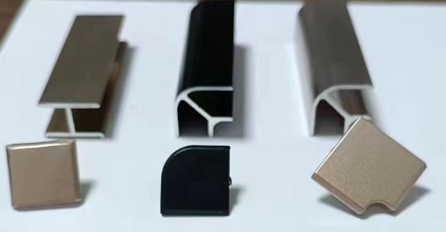 Aluminum alloy engineering style skirting(Internal corner/external corner/butt joint/plug Two-in-one accessories）