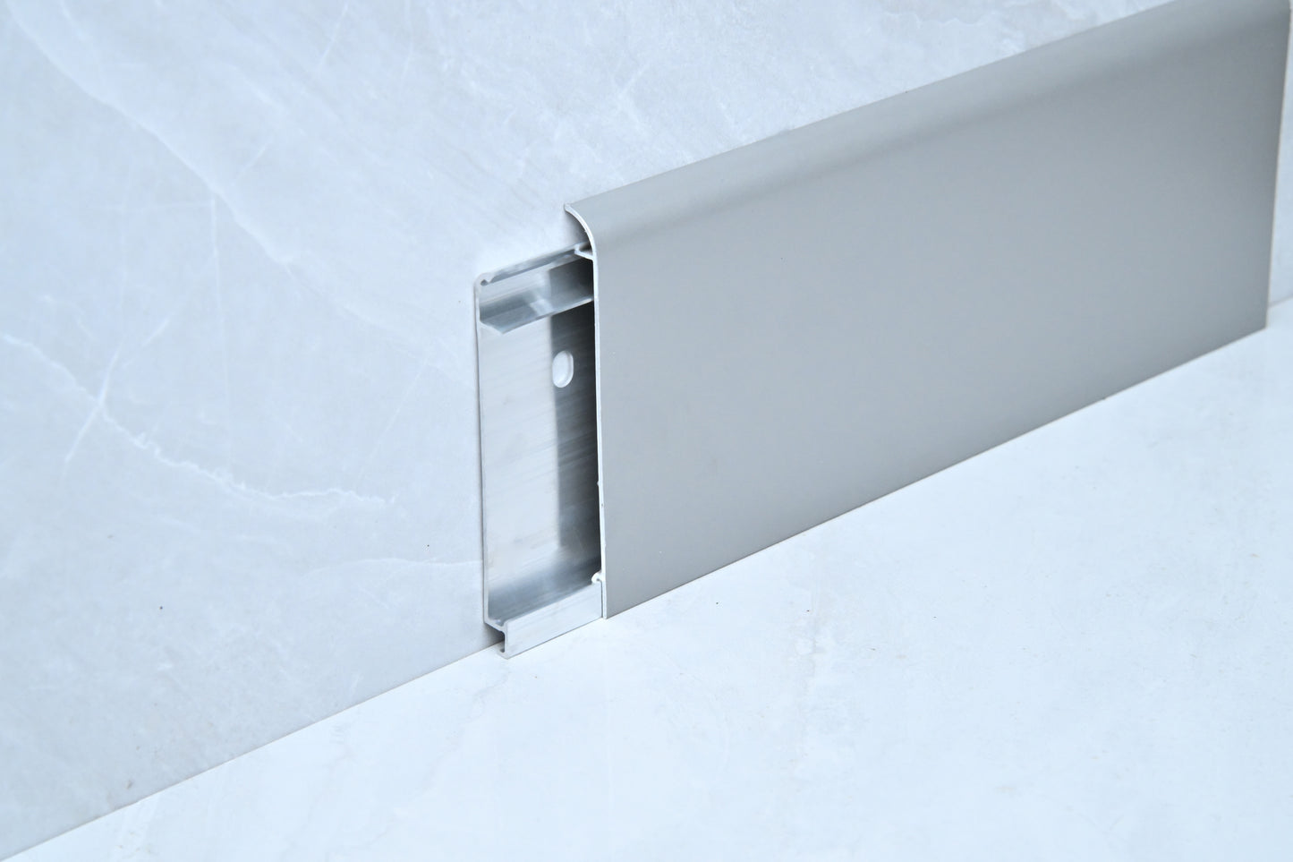 Minimalist Type C – Curved with Straight Edge Type – Skirting Board