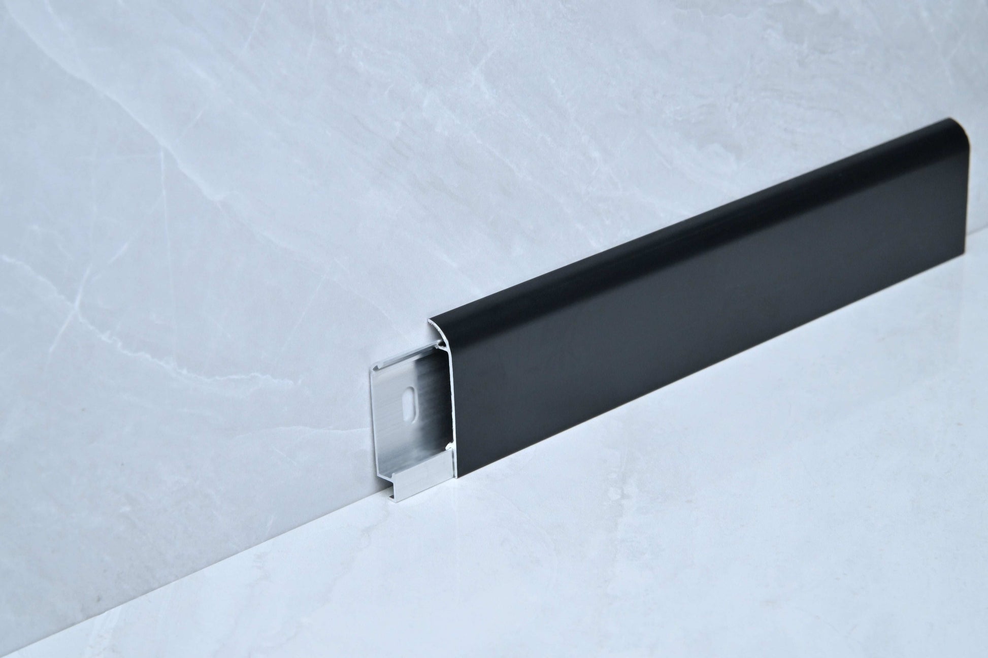 Minimalist Type C – Curved with Straight Edge Type – Skirting Board