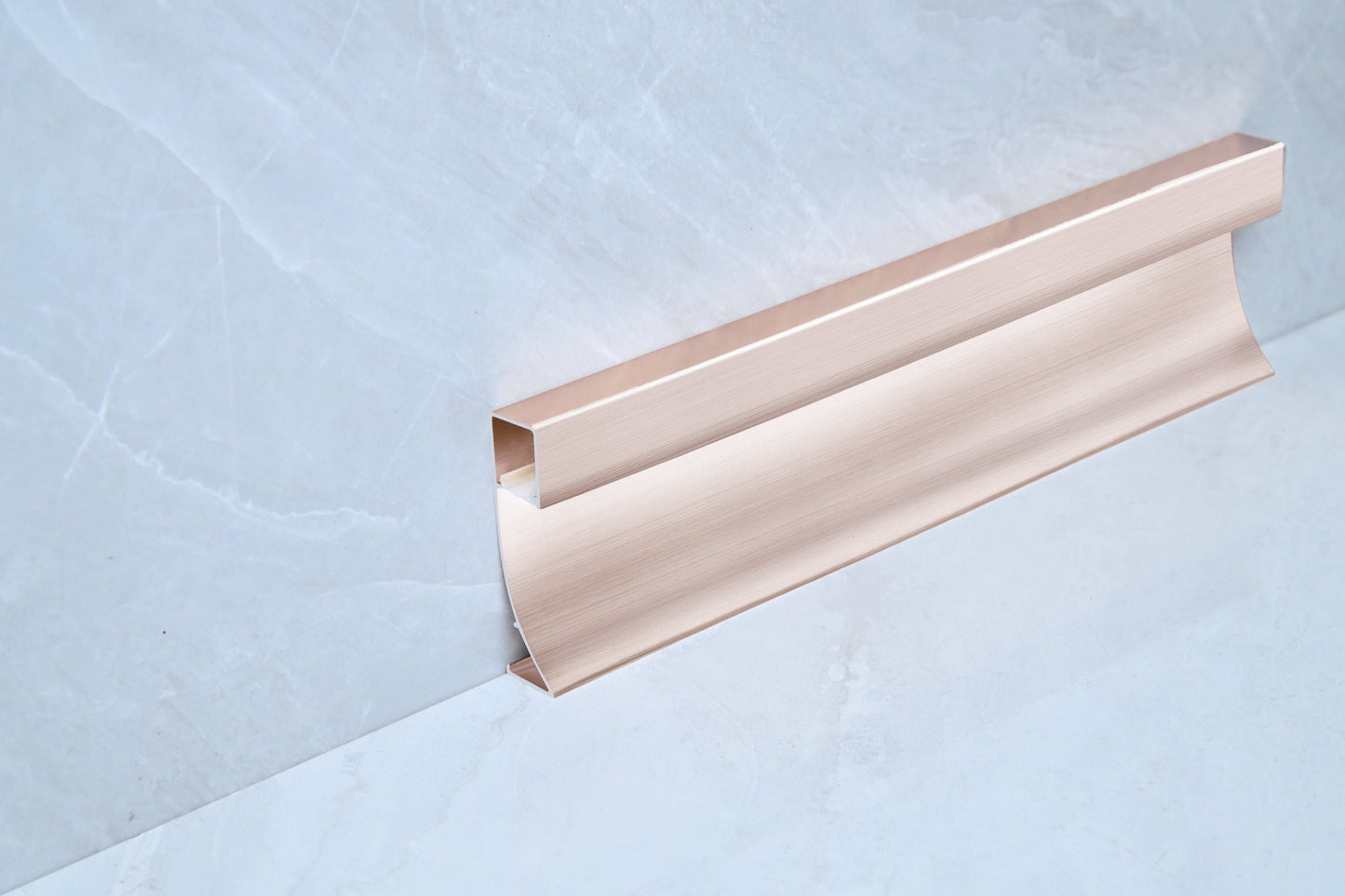 Surface-Mounted Downward Light Type – Skirting Board