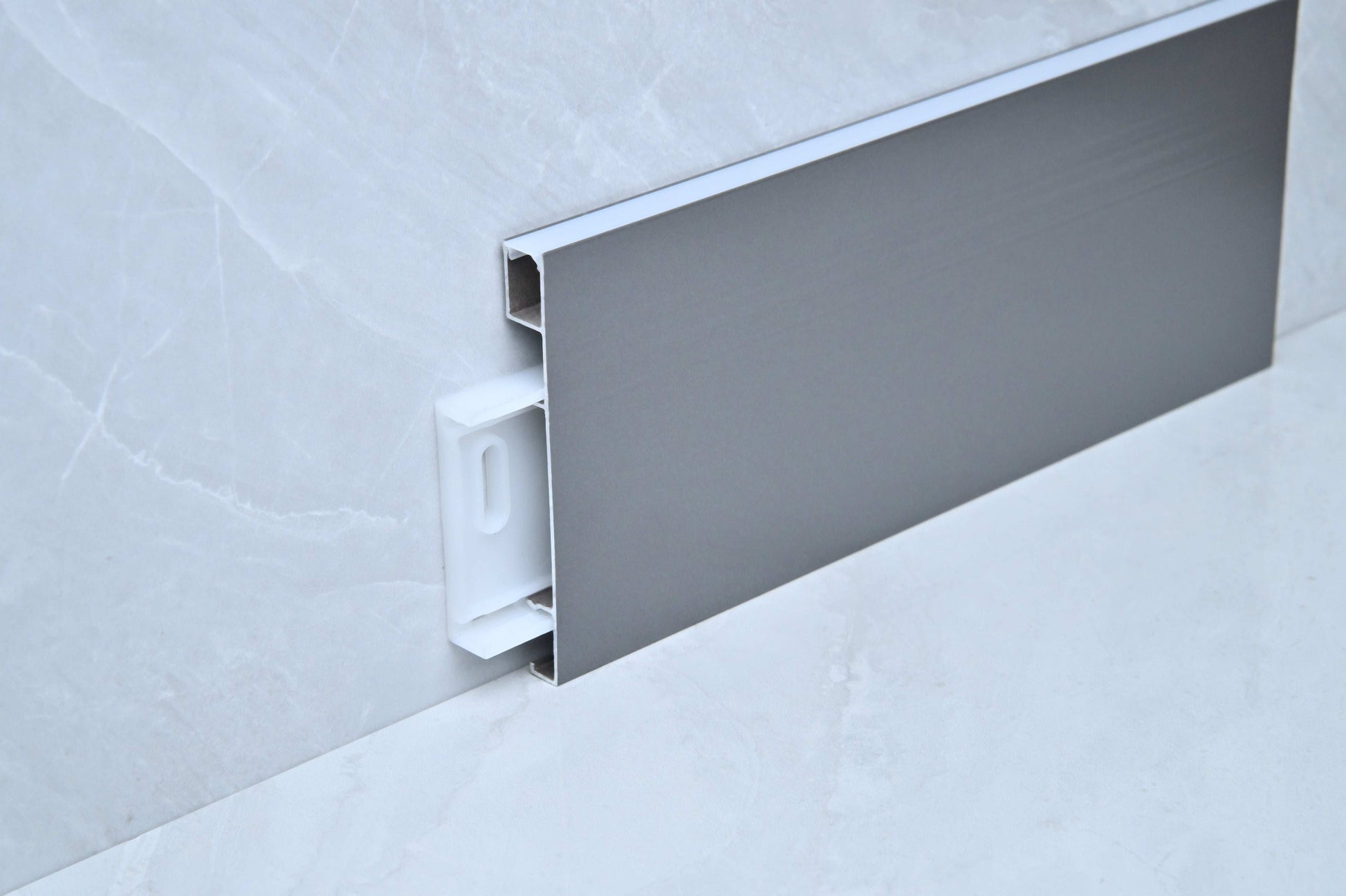 Surface-Mounted Upward Lighting – Skirting Board
